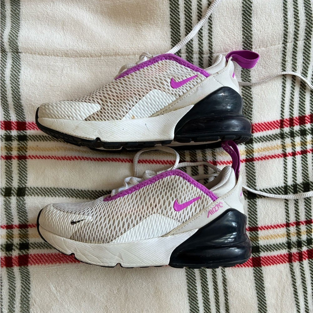 Nike Air Max 270 White and Pink Sneakers